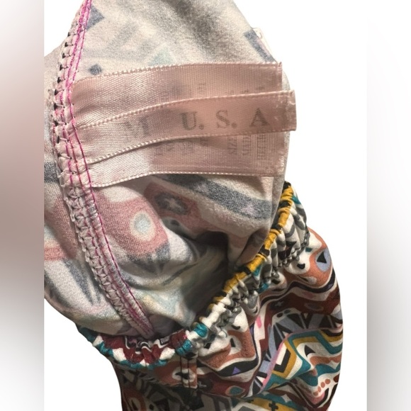 🟣M USA Patterned Leggings – One Size (Fits M-L) - Picture 4 of 5